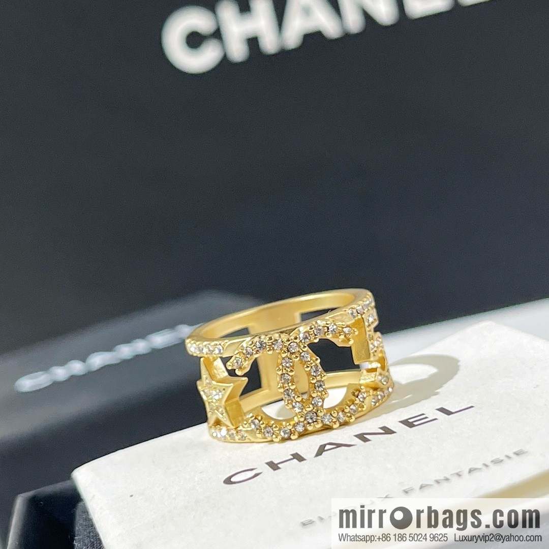 New ☑️ Chanel cut-out double c star 5 character full diamond ring