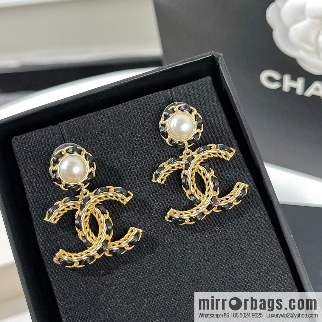 New ☑️ Chanel double c black leather rope stud earrings