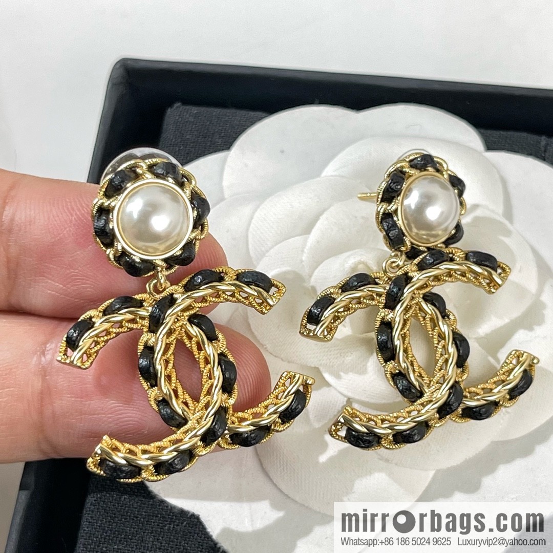 New ☑️ Chanel double c black leather rope stud earrings