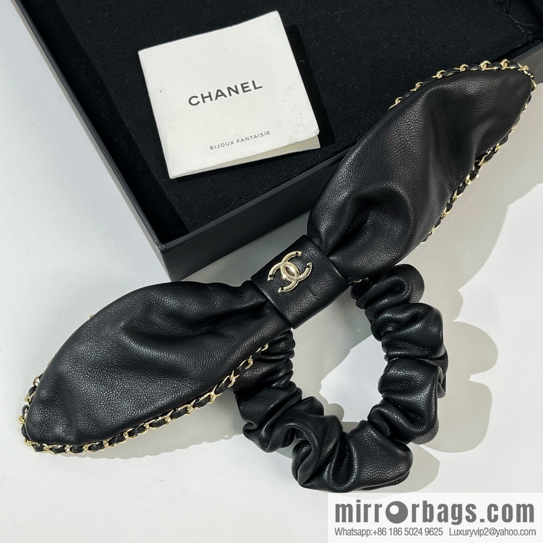 New ☑️ Chanel double c full diamond bow small sheepskin hair rope, hand rope