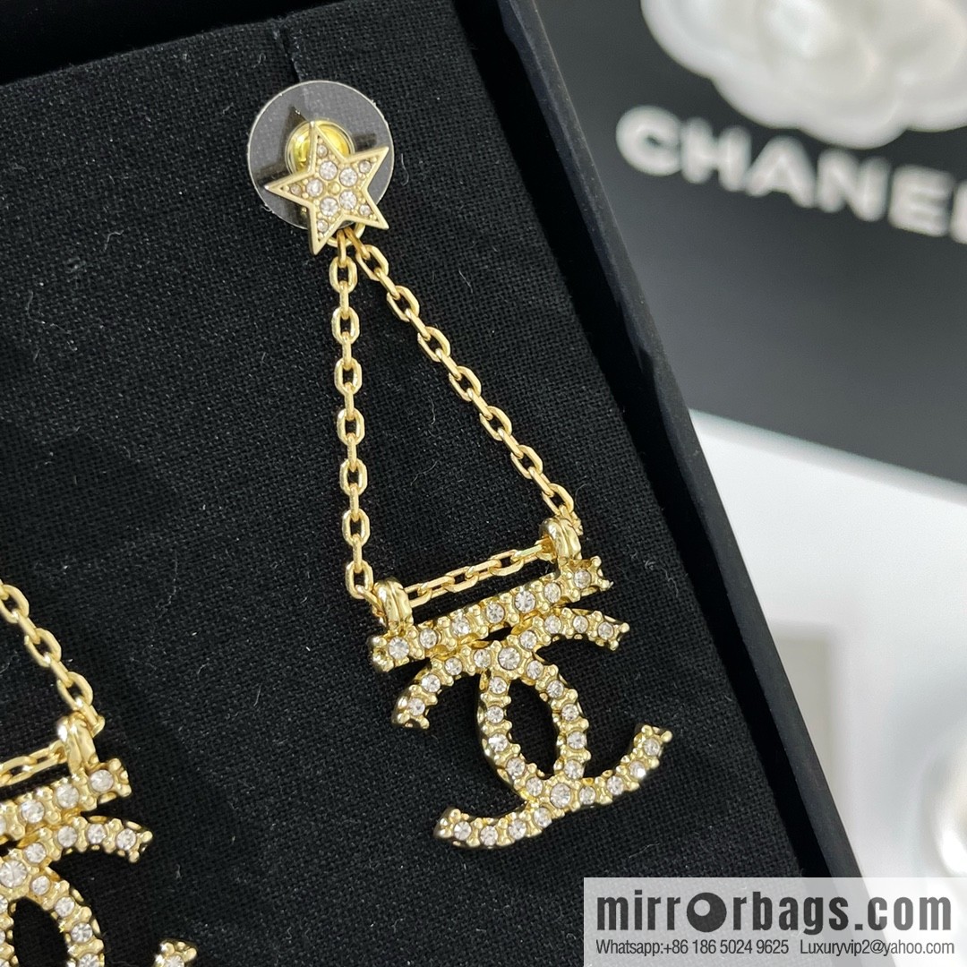 New ☑️ Chanel gold double c stars, stud earrings