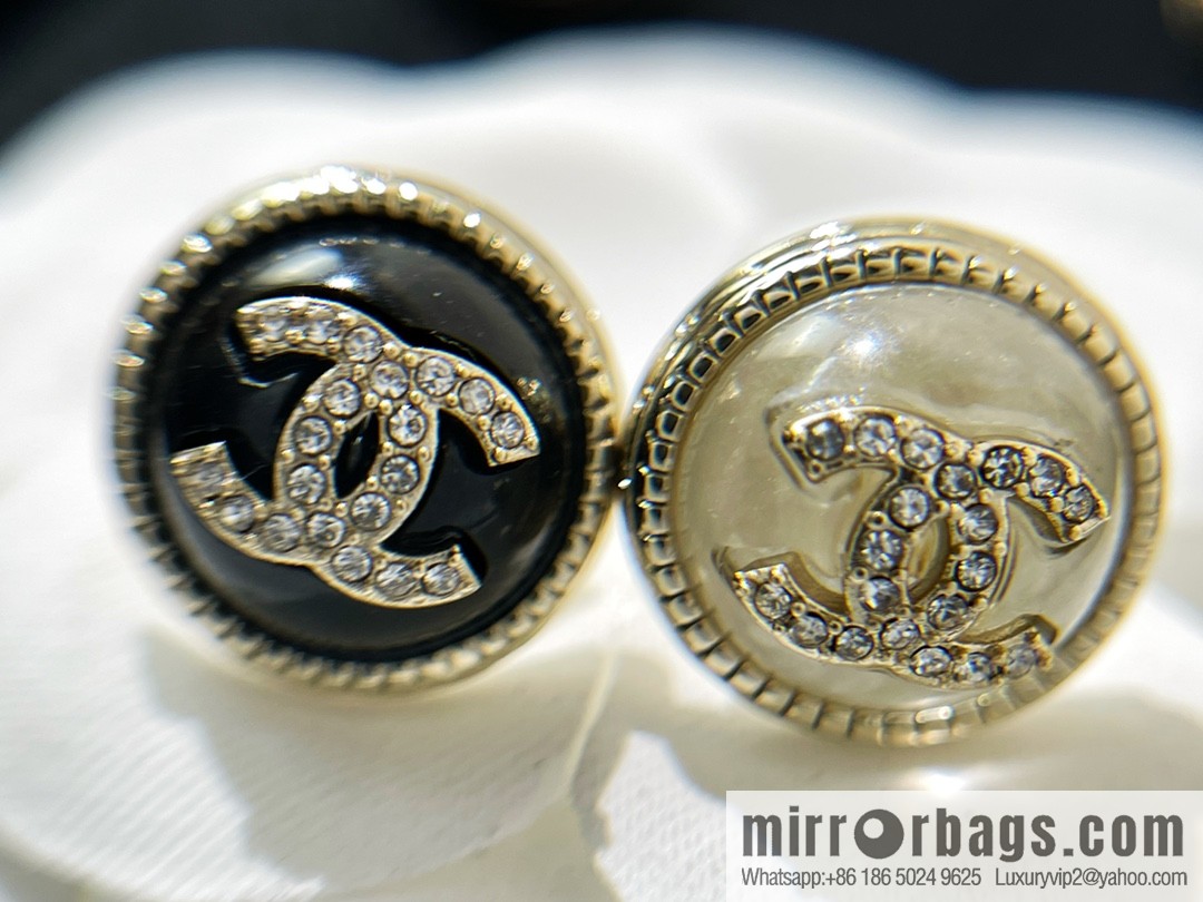 New ☑️ Chanel double c full diamond, black and white beads, stud earrings