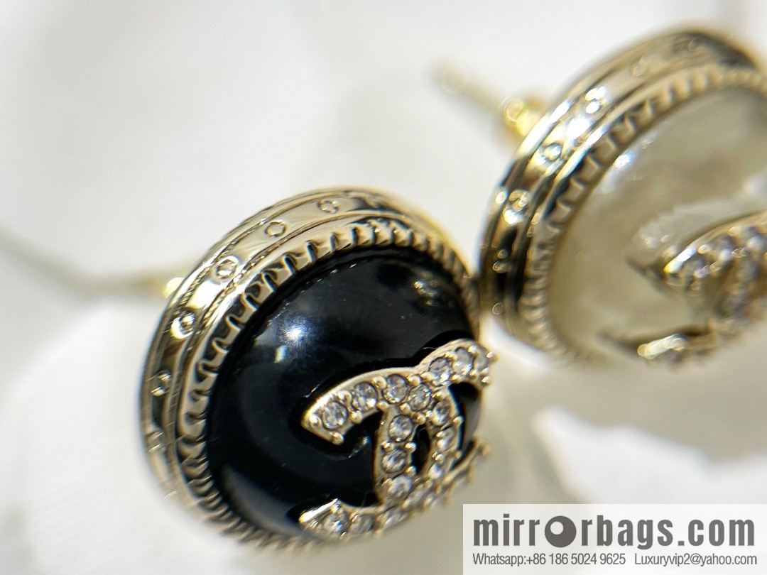 New ☑️ Chanel double c full diamond, black and white beads, stud earrings