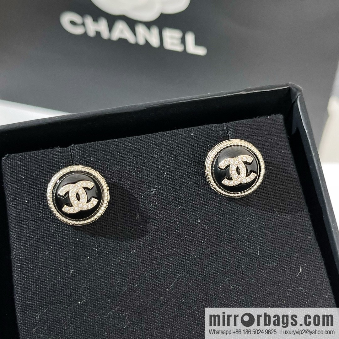 New ☑️ Chanel double c full diamond, black and white beads, stud earrings