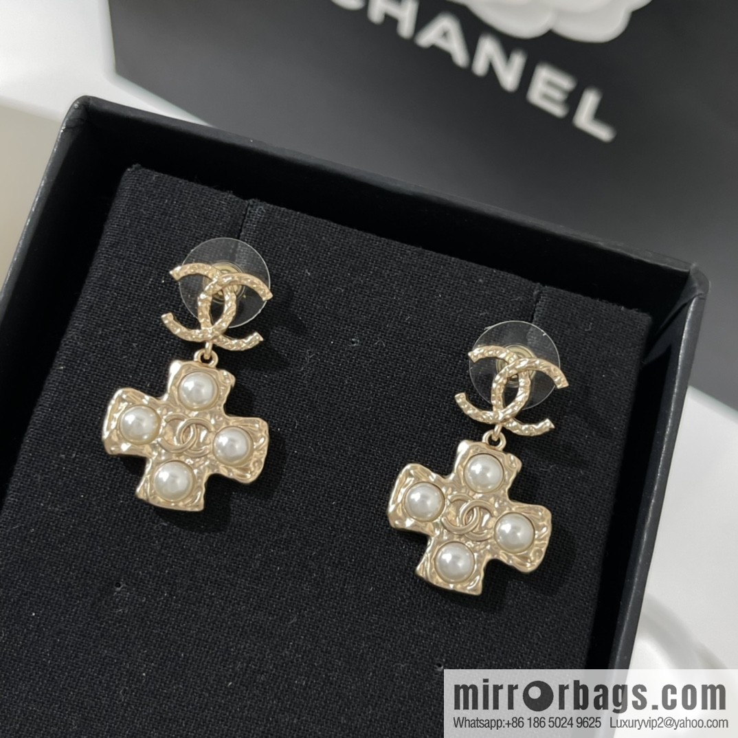 New ☑️ Chanel double c cross pearl stud earrings