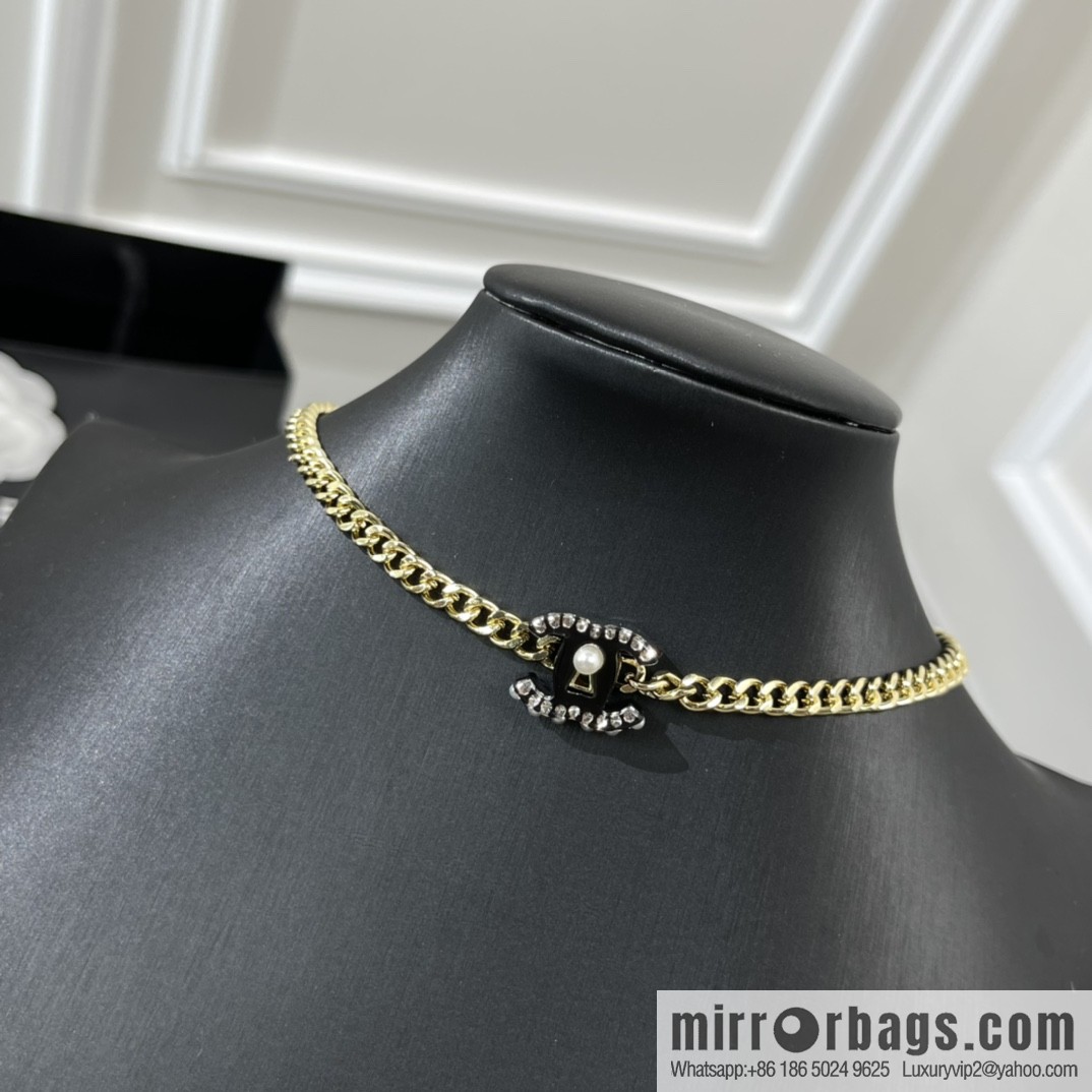 New ☑️ Chanel acrylic pearl necklace bracelet