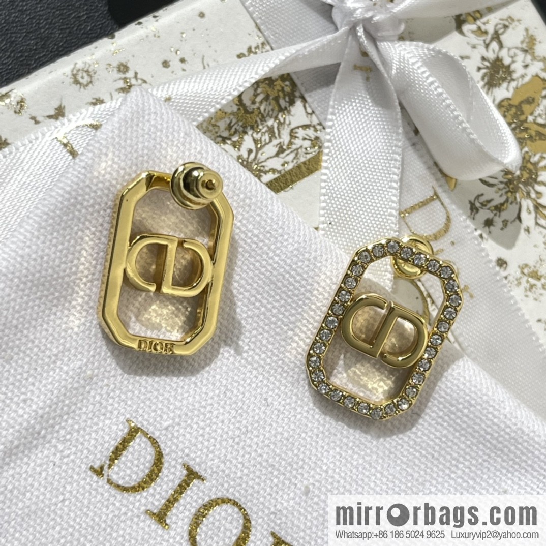 New ☑️ Dior CD pearl star necklace stud earrings