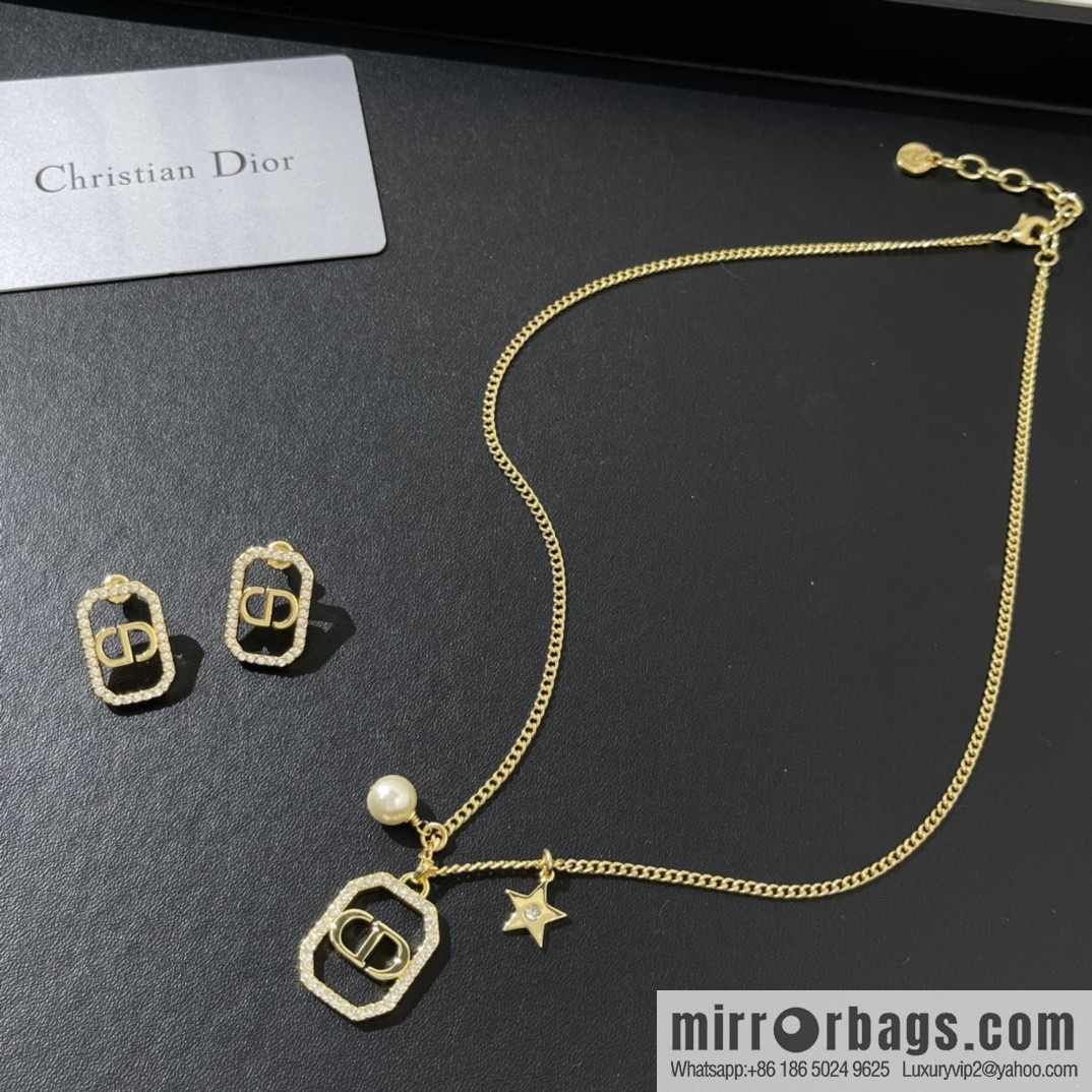 New ☑️ Dior CD pearl star necklace stud earrings