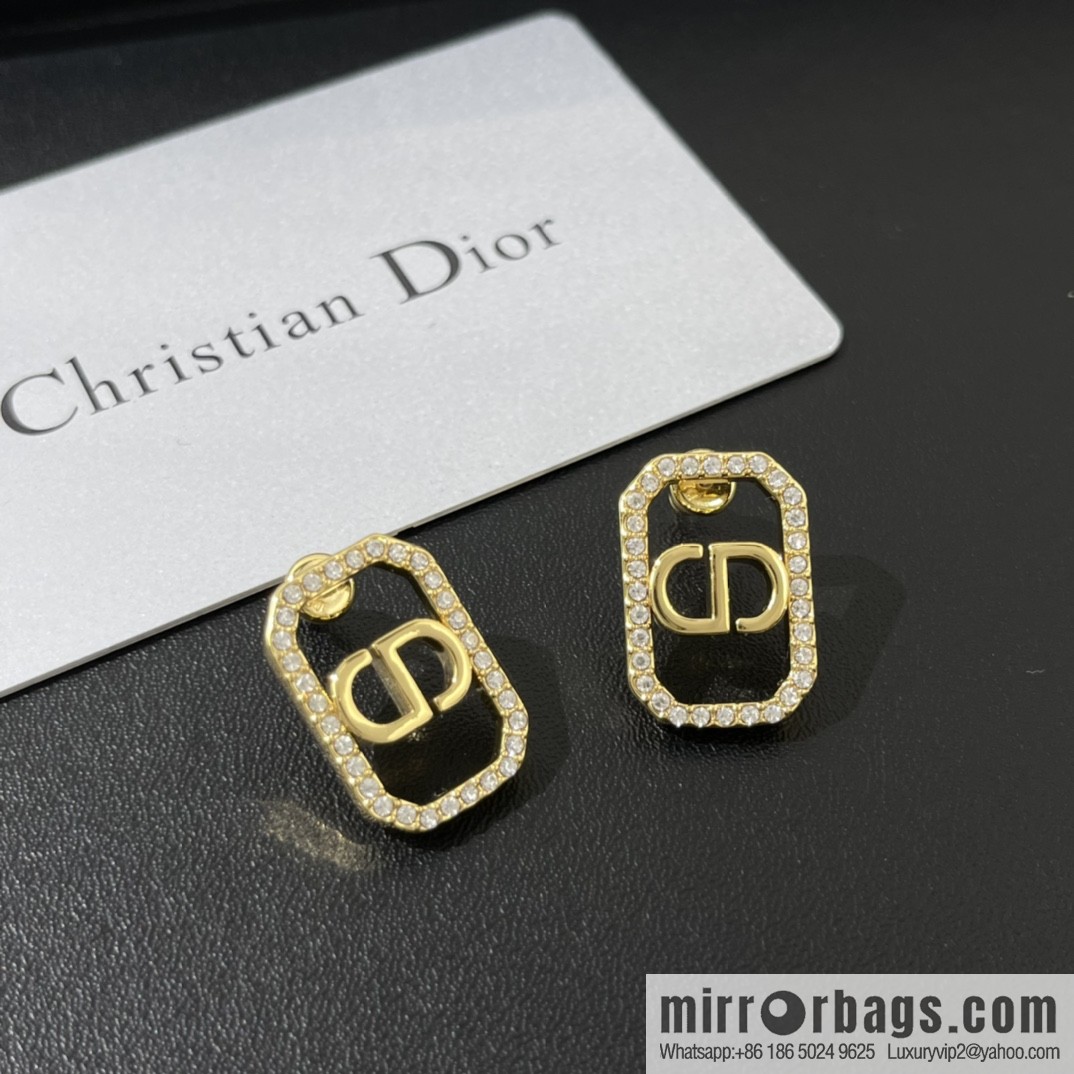 New ☑️ Dior CD pearl star necklace stud earrings
