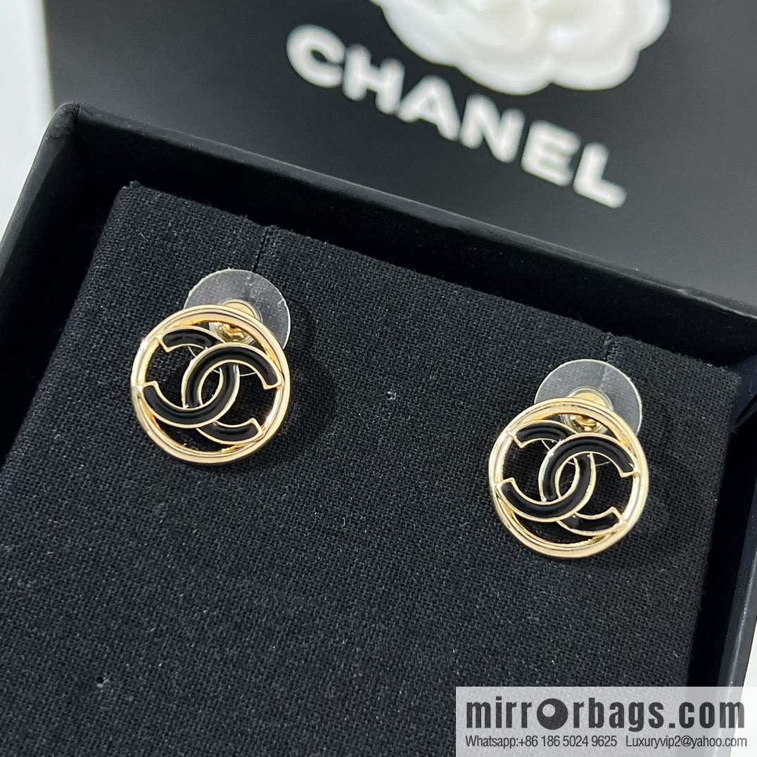 New ☑️ Chanel double c round stud earrings