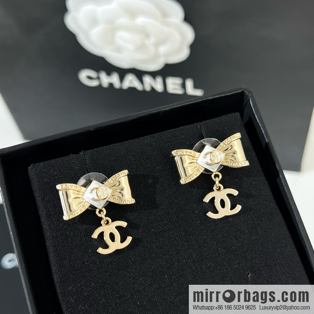 New ☑️ Chanel double c bow stud earrings