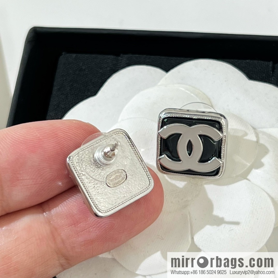 New ☑️ Chanel double c square black and white stud earrings