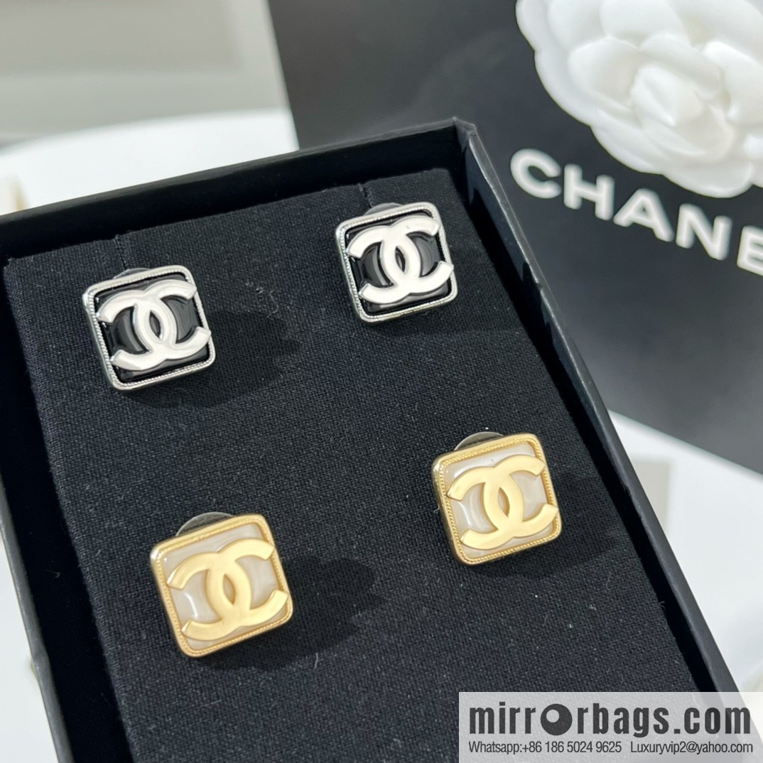 New ☑️ Chanel double c square black and white stud earrings