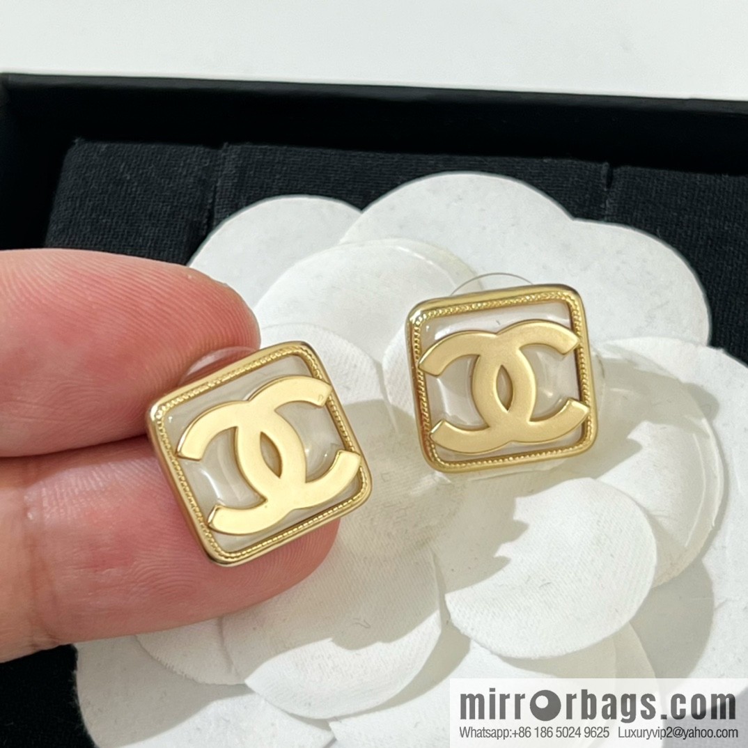 New ☑️ Chanel double c square black and white stud earrings