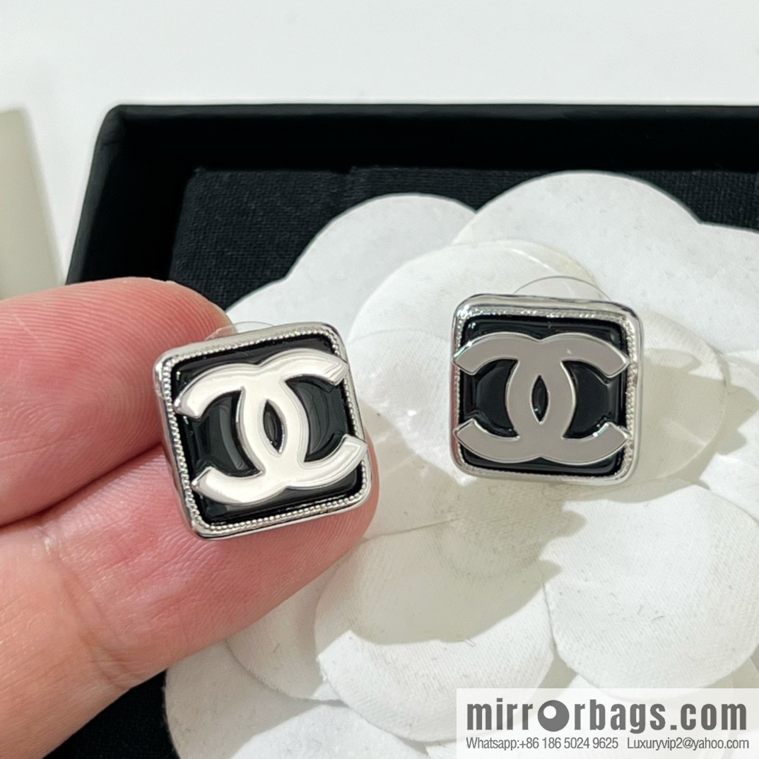 New ☑️ Chanel double c square black and white stud earrings