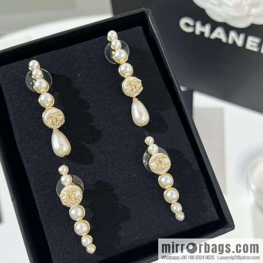 New ☑️ Chanel double c pearl stud earrings