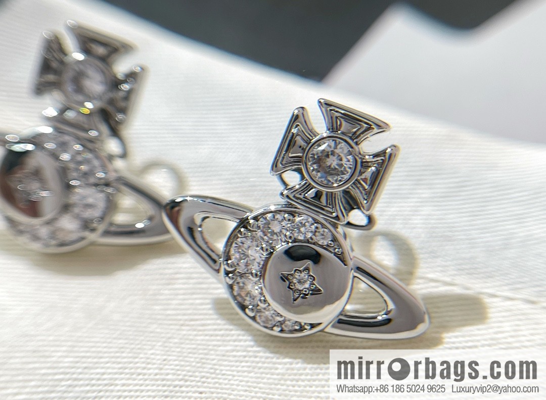 New ☑️ Vivienne Westwood Queen Mother full diamond Saturn stud earrings