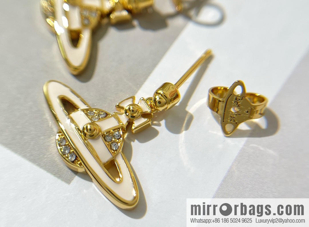New ☑️ Vivienne Westwood Queen Mother full diamond Saturn stud earrings