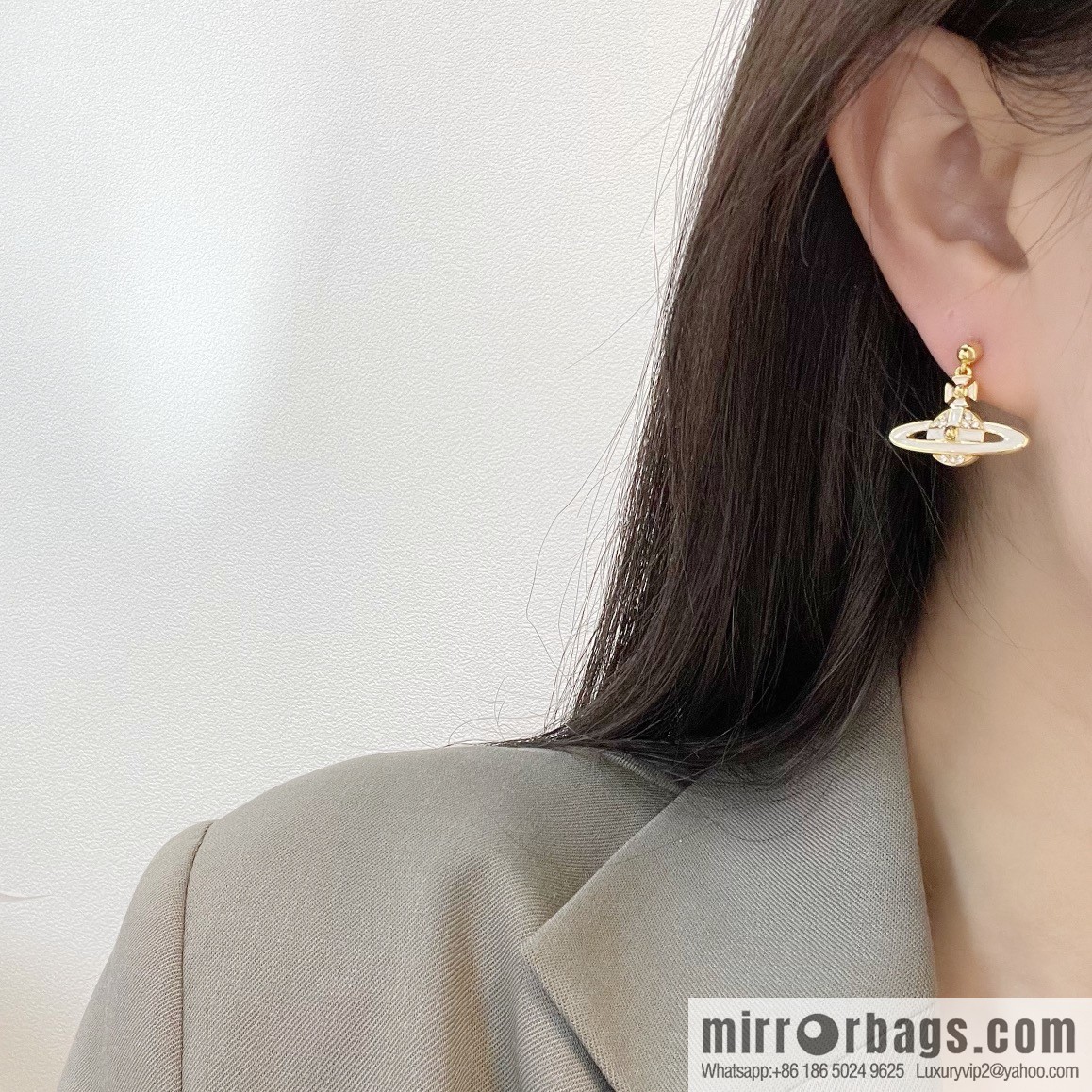 New ☑️ Vivienne Westwood Queen Mother full diamond Saturn stud earrings