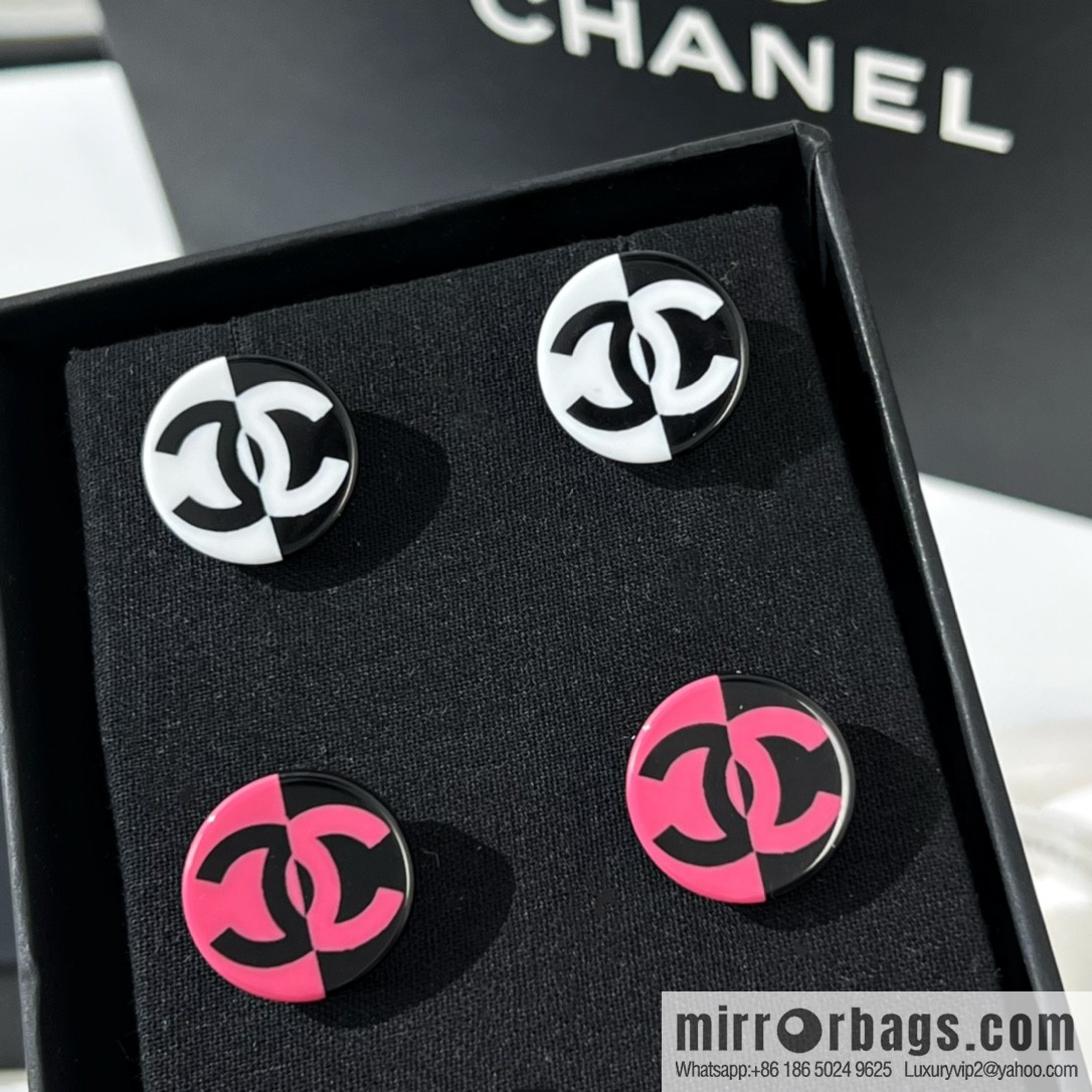 New ☑️ Chanel double c acrylic stud earrings