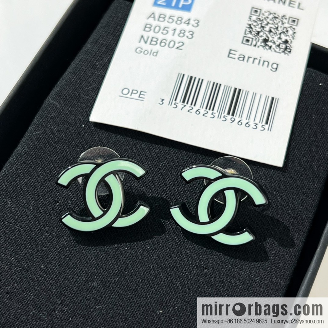 New ☑️ Chanel double c acrylic stud earrings