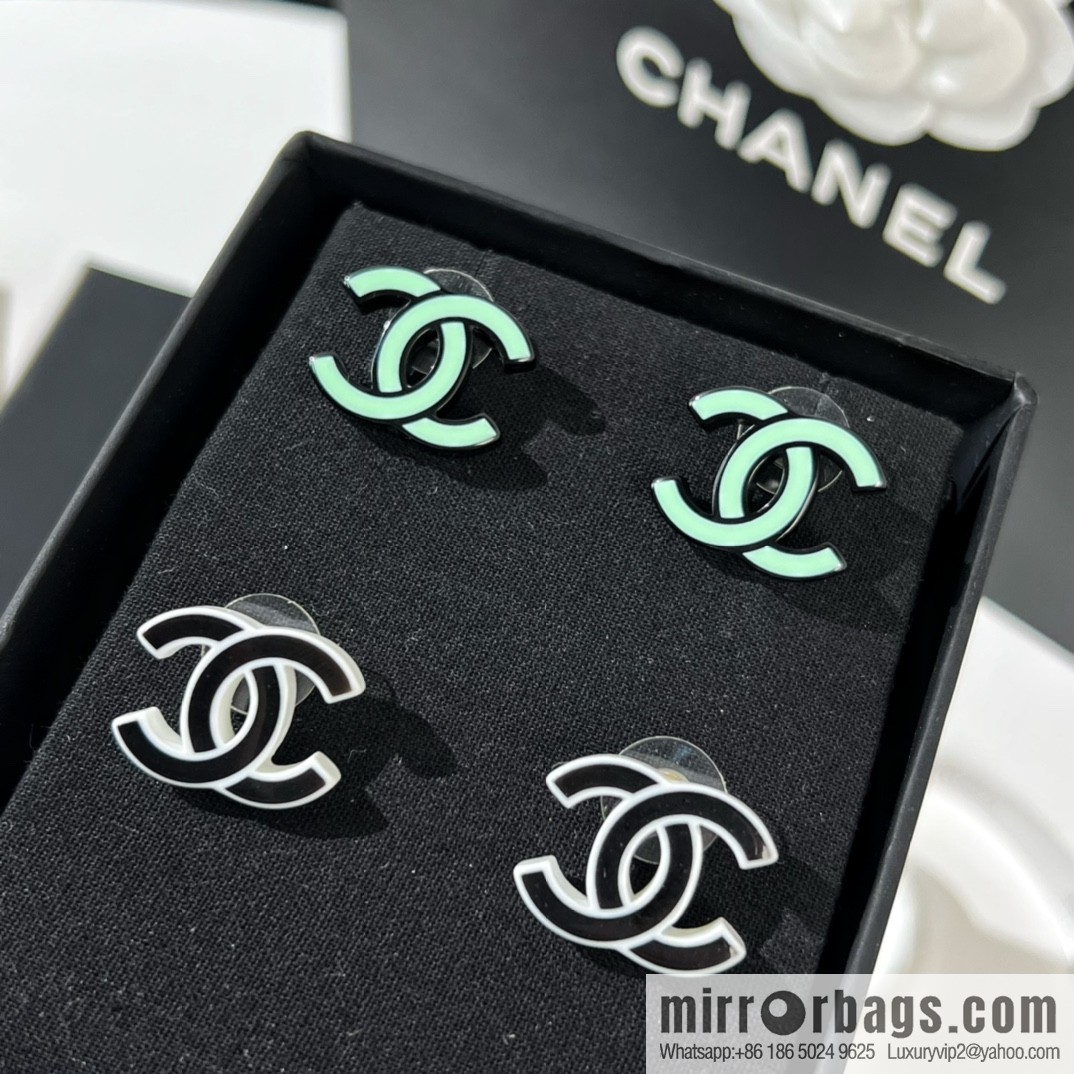 New ☑️ Chanel double c acrylic stud earrings