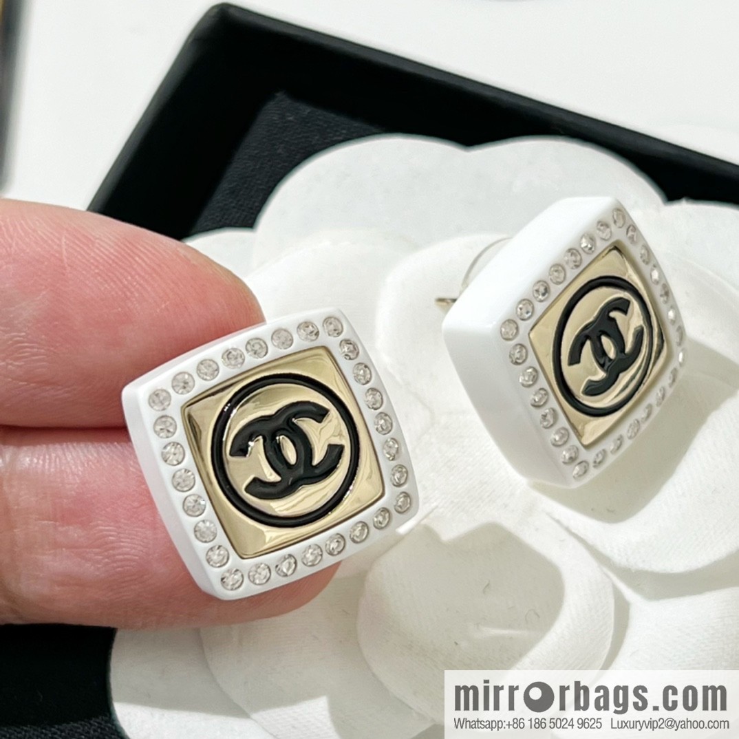 New ☑️ Chanel double c acrylic stud earrings