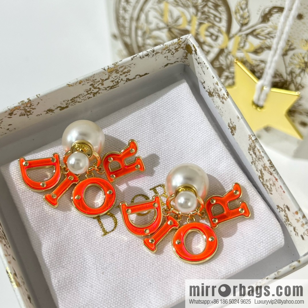 New ☑️ Dior CD brooch necklace earrings