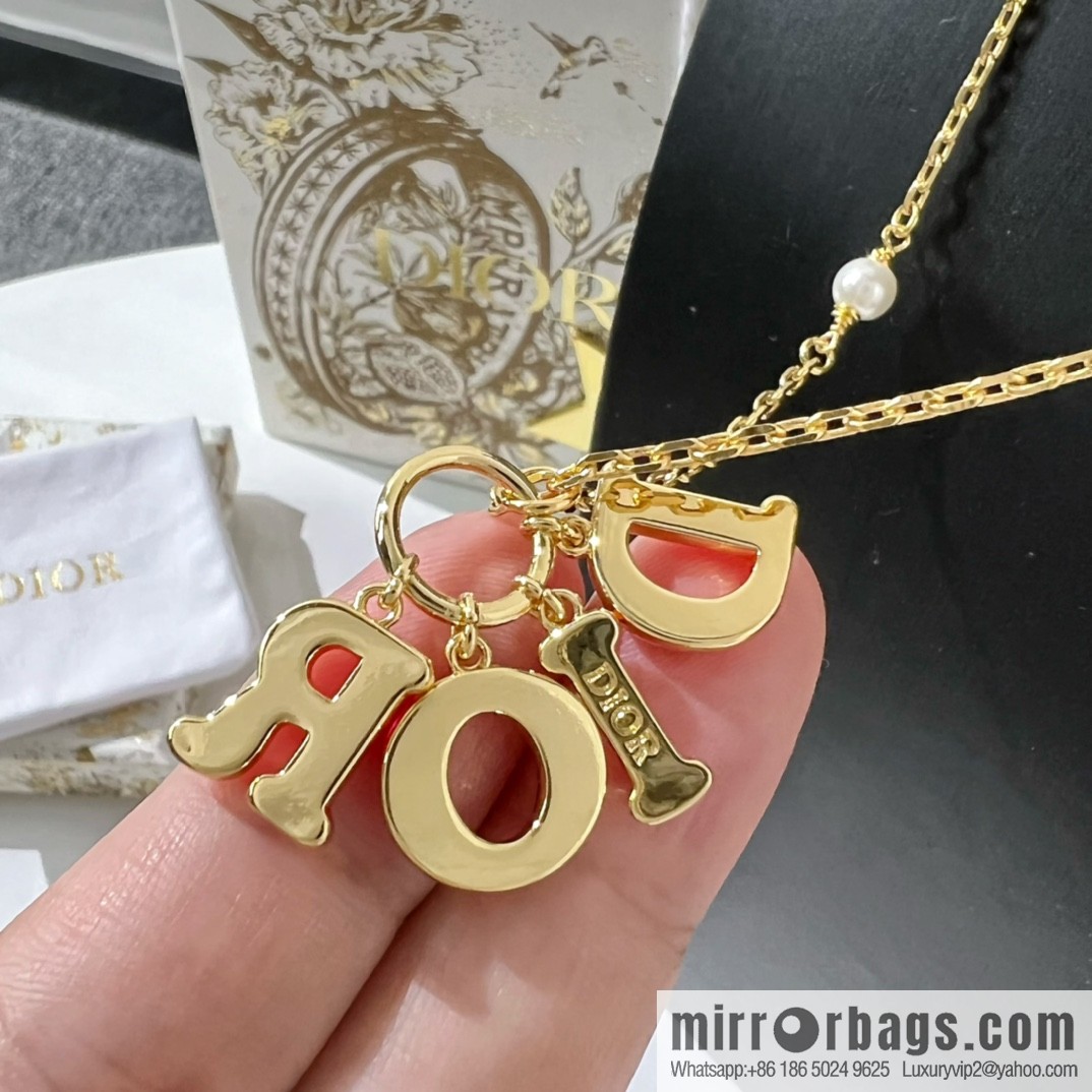 New ☑️ Dior CD brooch necklace earrings