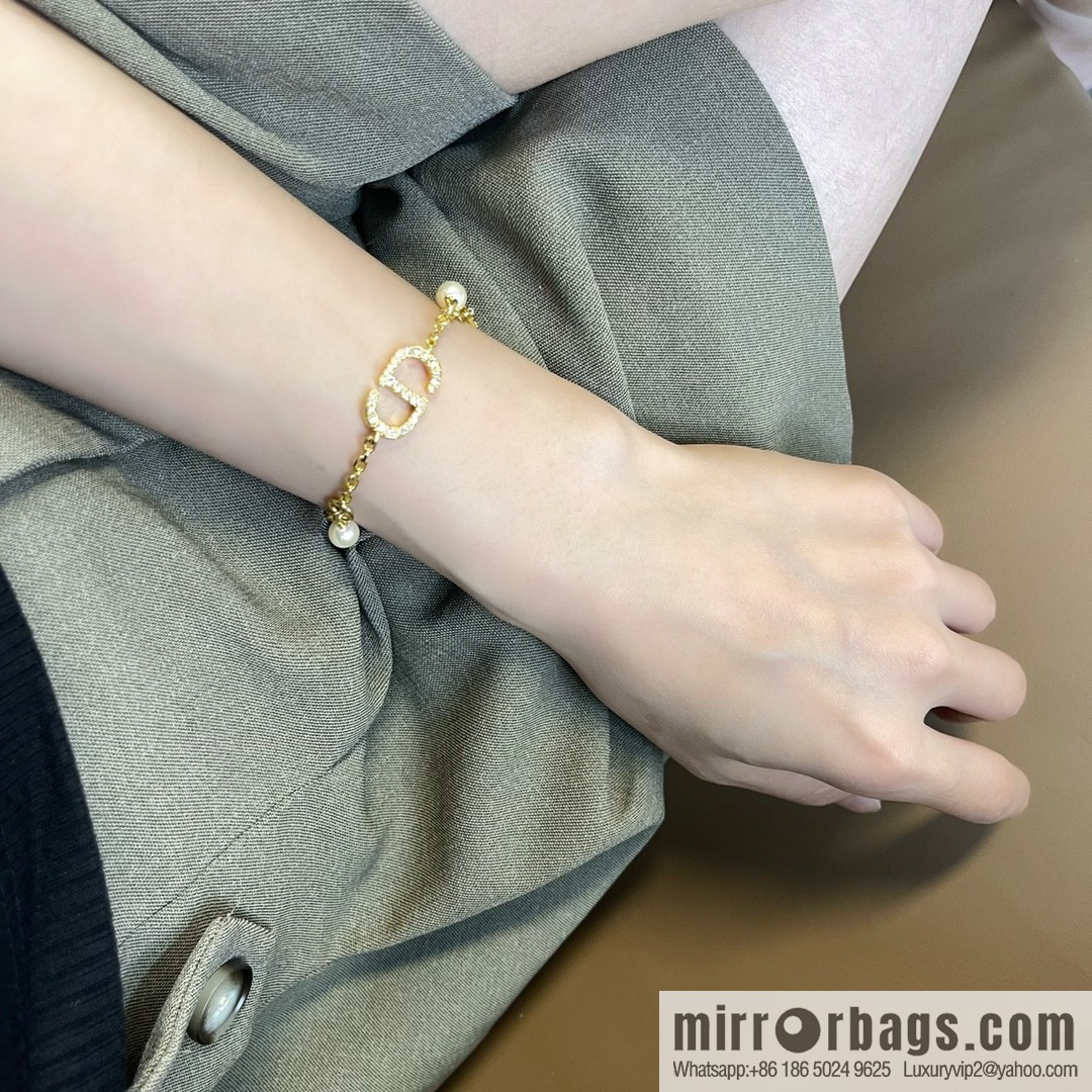 New ☑️ Dior full diamond CD star pearl bracelet
