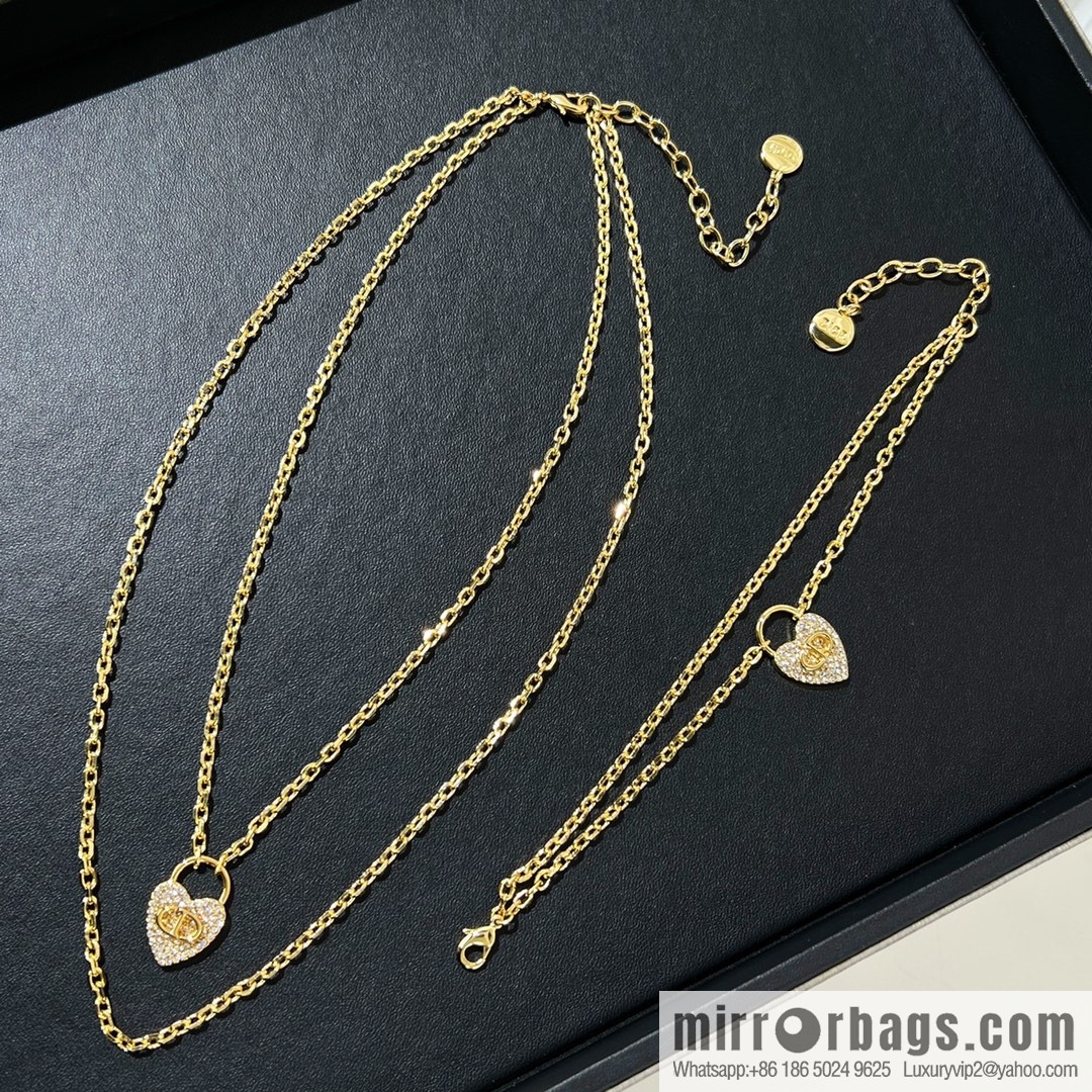 New ☑️ Dior CD full diamond peach heart necklace bracelet