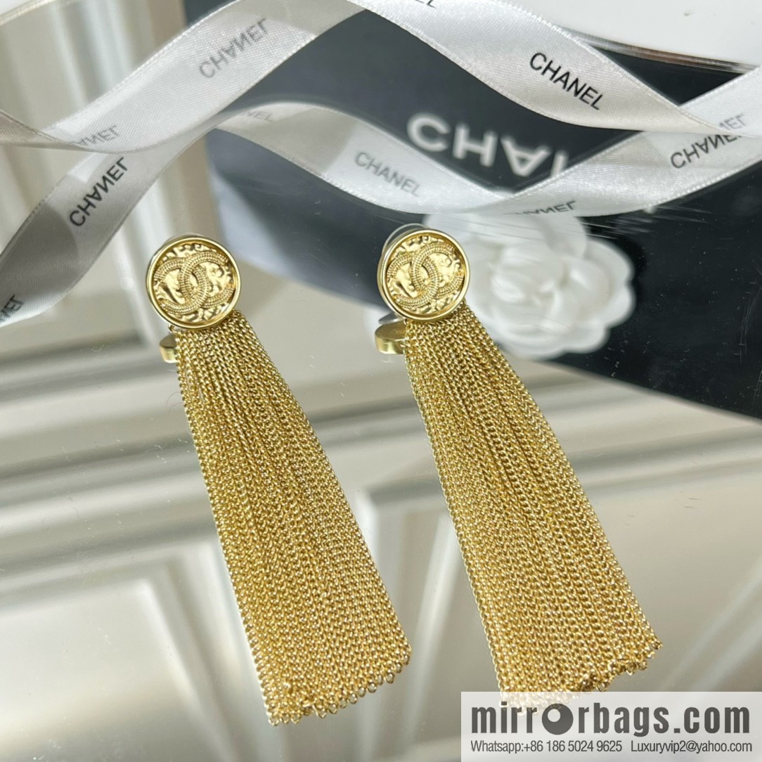 New ☑️ Chanel double c fringed stud earrings