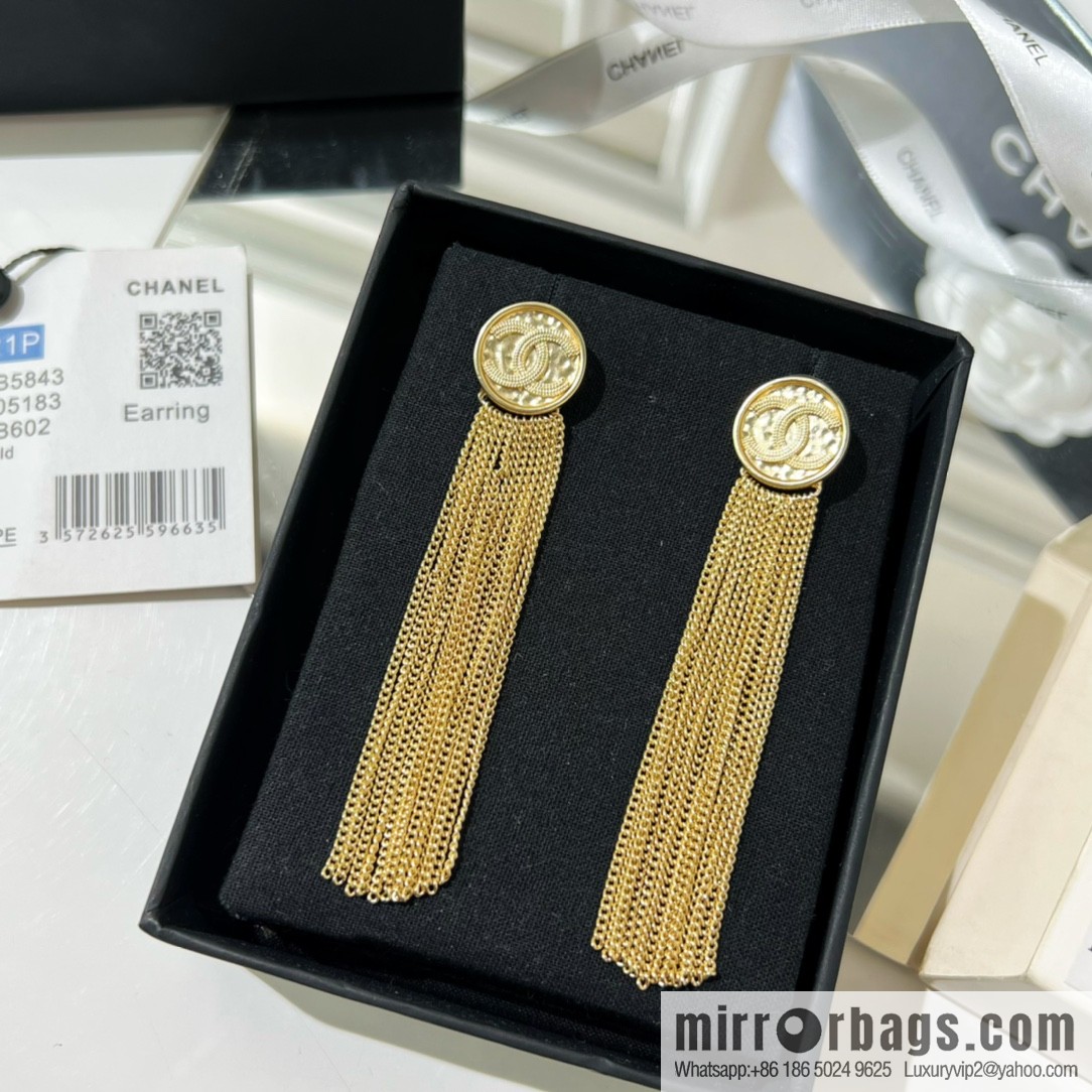 New ☑️ Chanel double c fringed stud earrings