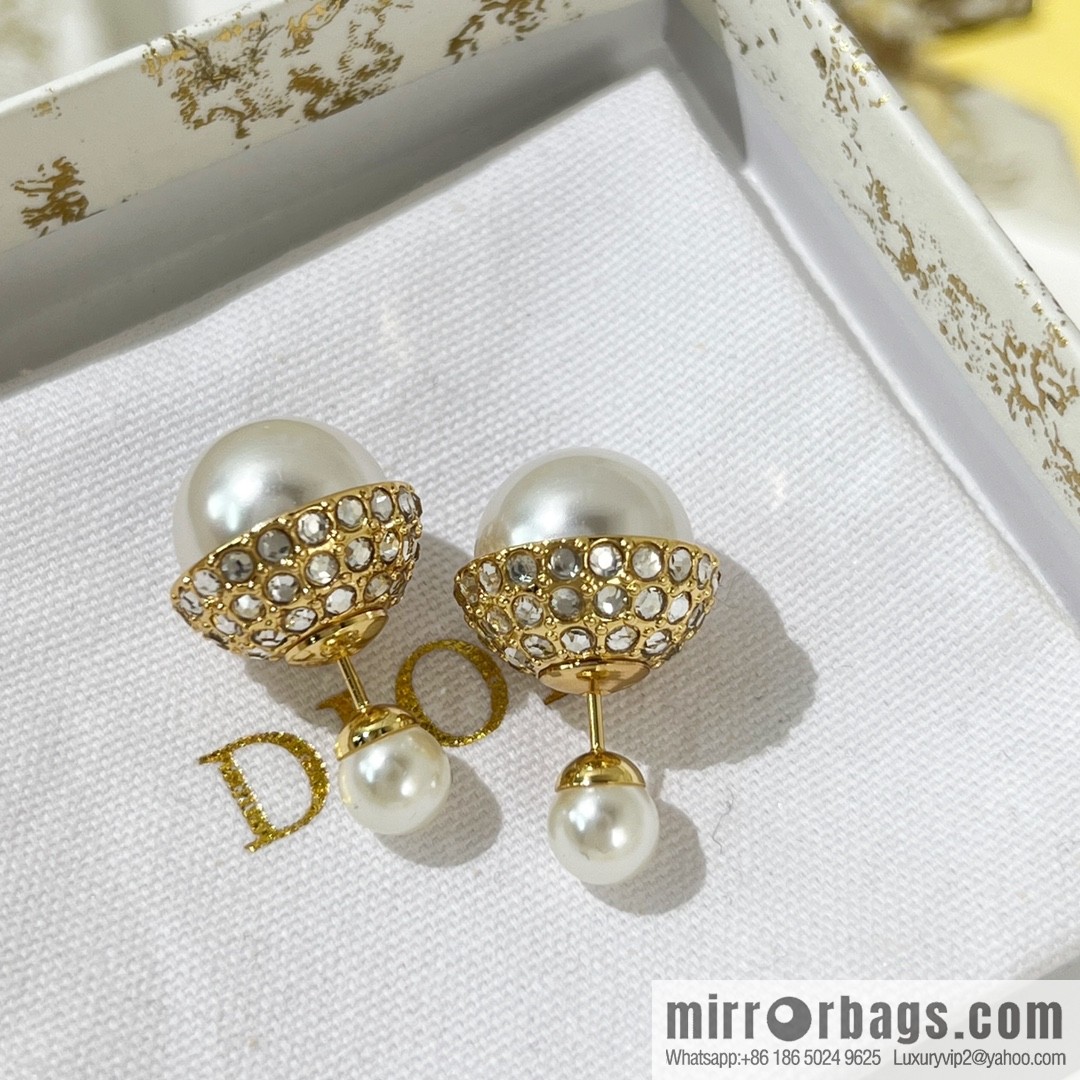 New ☑️ Dior full diamond size pearl stud earrings