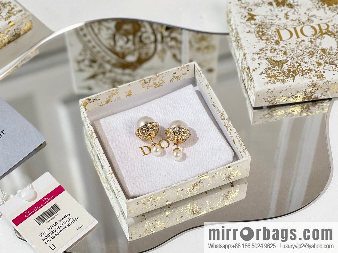 New ☑️ Dior full diamond size pearl stud earrings