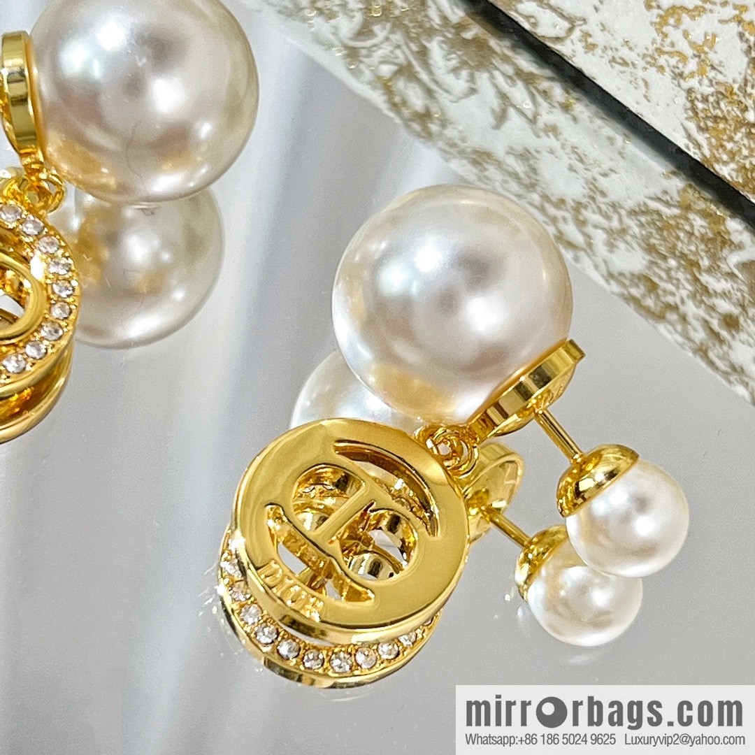 New ☑️ Dior CD full diamond size pearl stud earrings