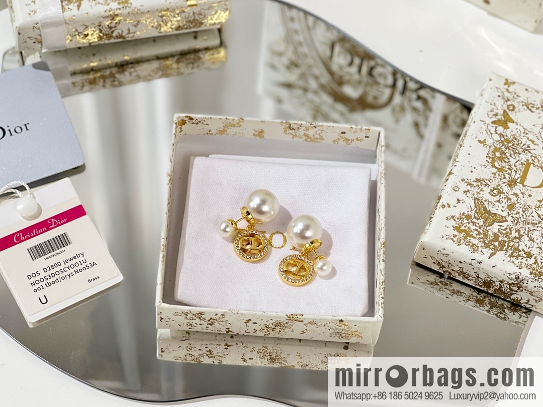 New ☑️ Dior CD full diamond size pearl stud earrings