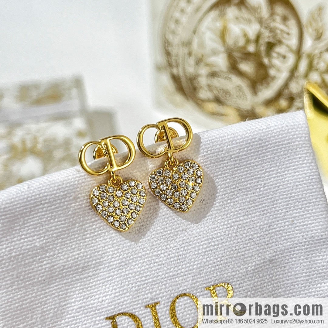 New ☑️ Dior CD full diamond peach heart stud earrings