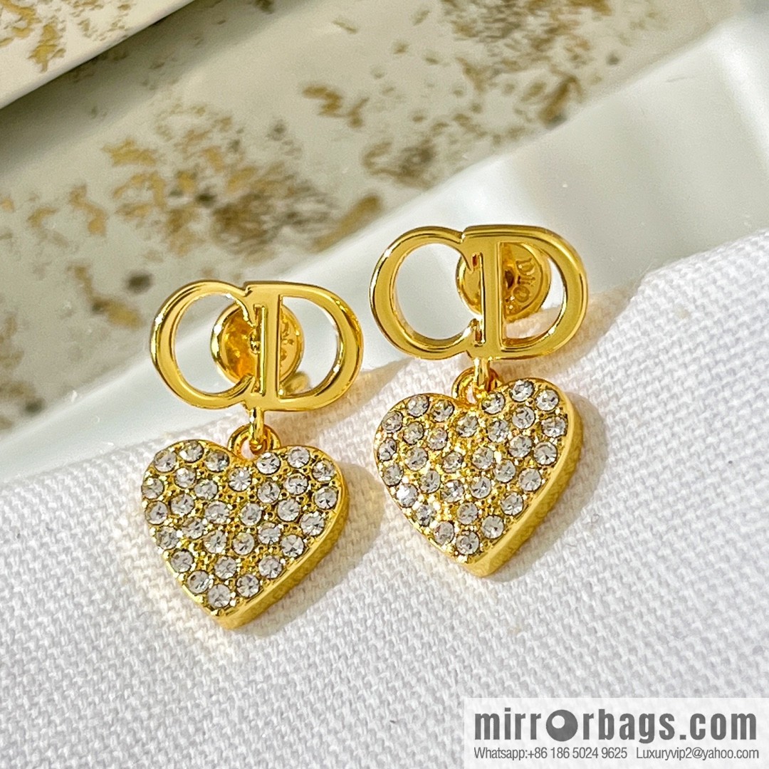 New ☑️ Dior CD full diamond peach heart stud earrings