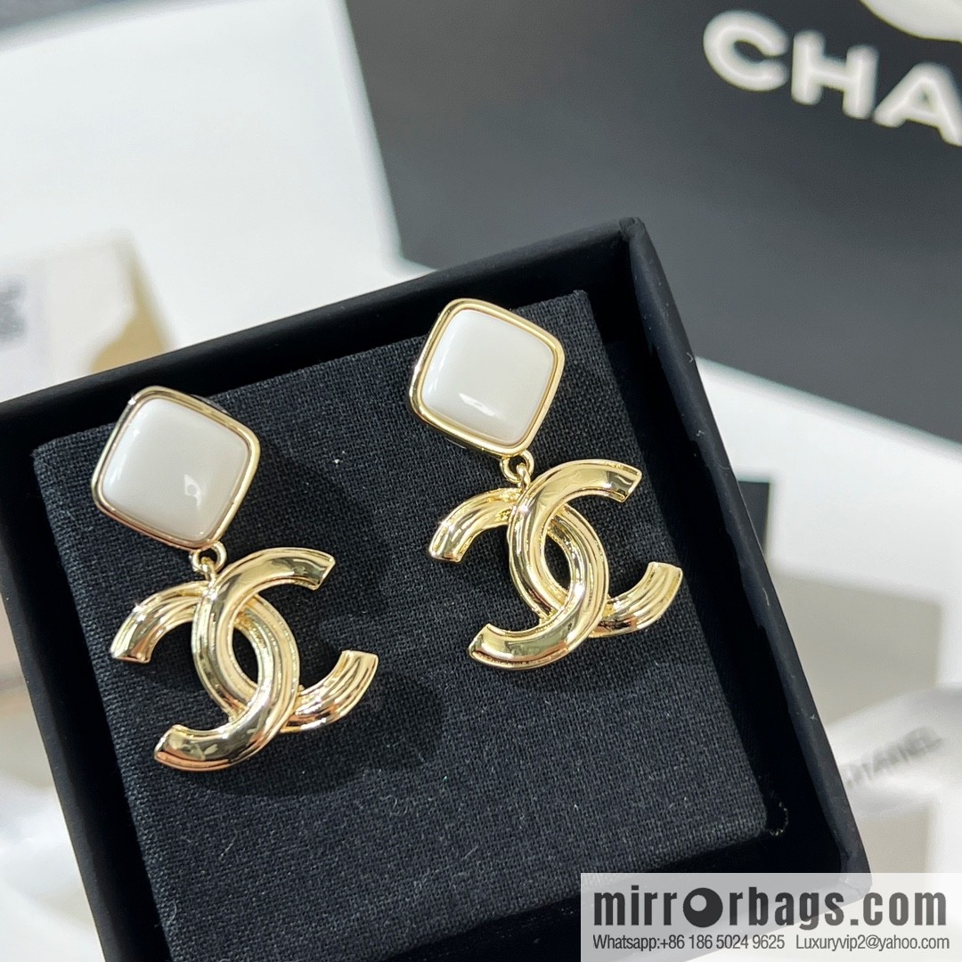 New ☑️ Chanel double c white rhombus, stud earrings
