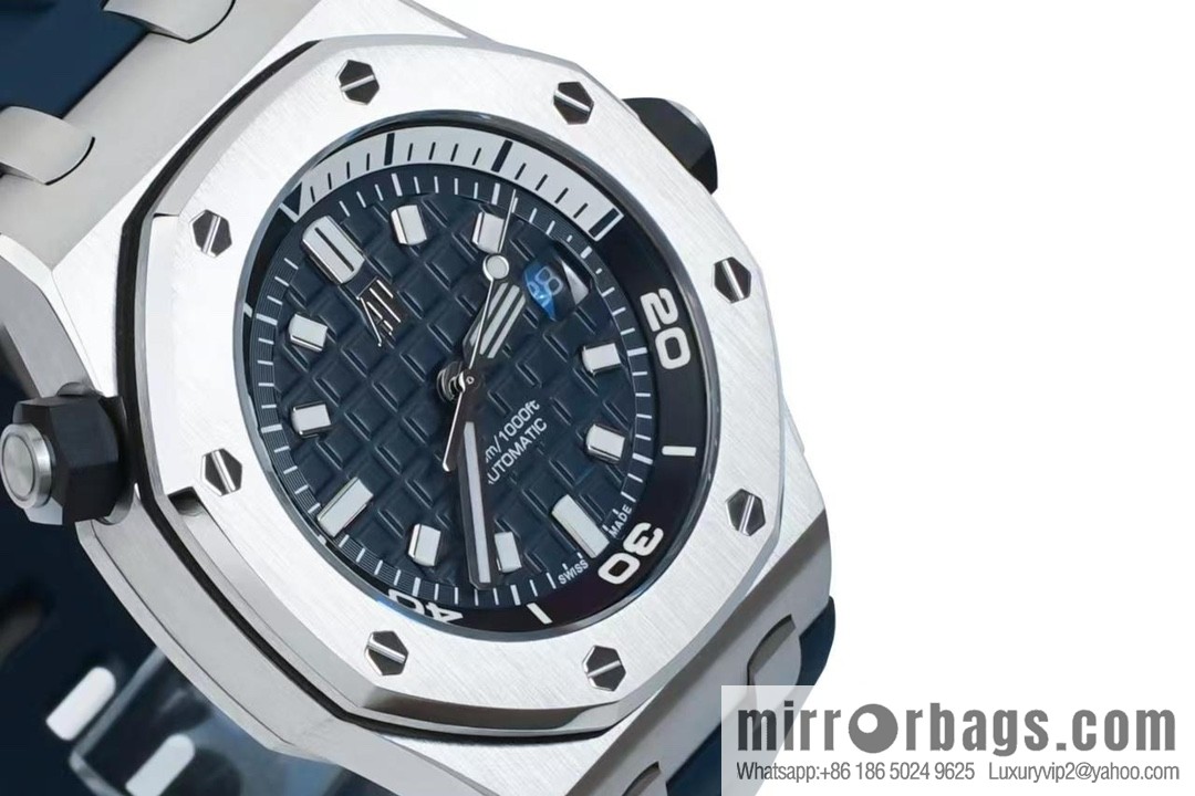 New 15720Calibre 4308 self-winding movement watch