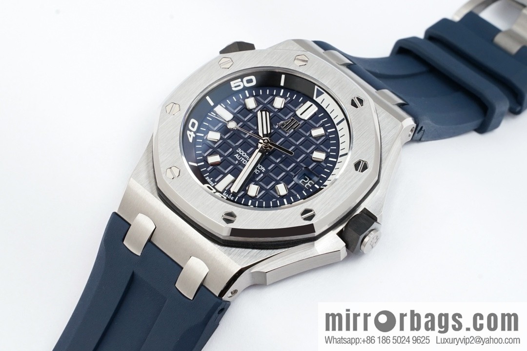 New 15720Calibre 4308 self-winding movement watch