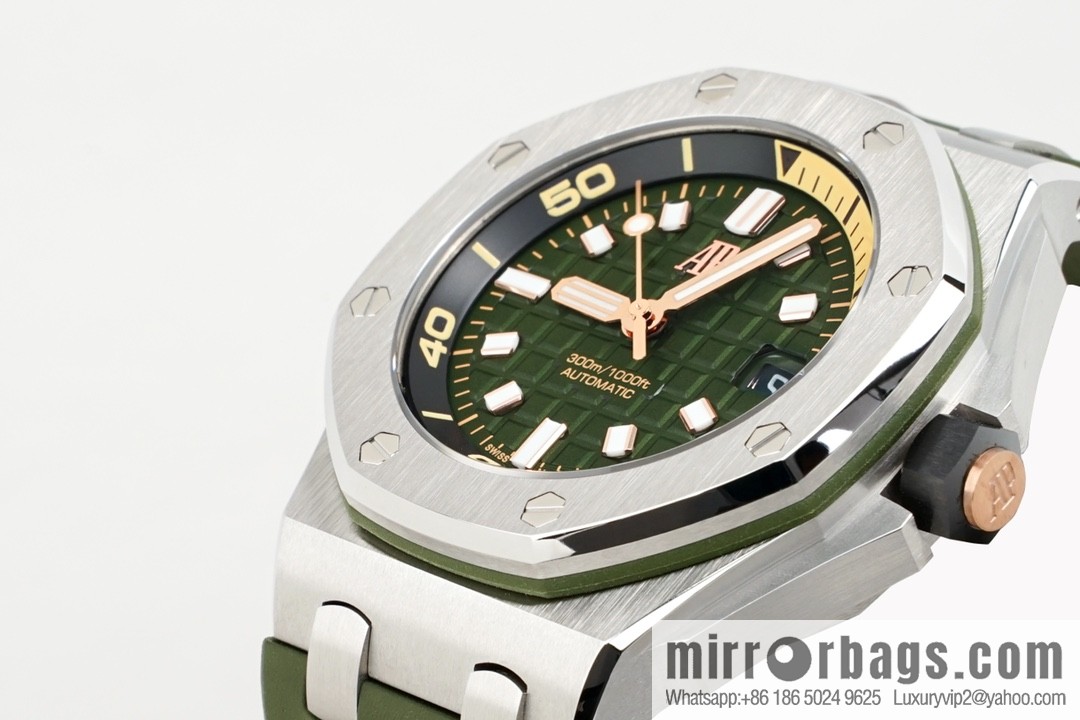 New 15720Calibre 4308 self-winding movement watch