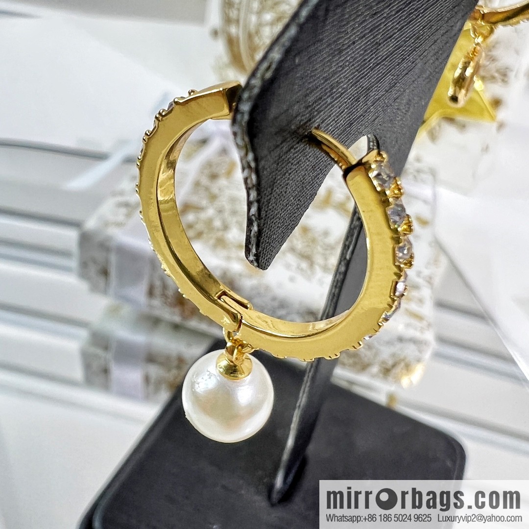 New ☑️ Dior CD pearl stud earrings