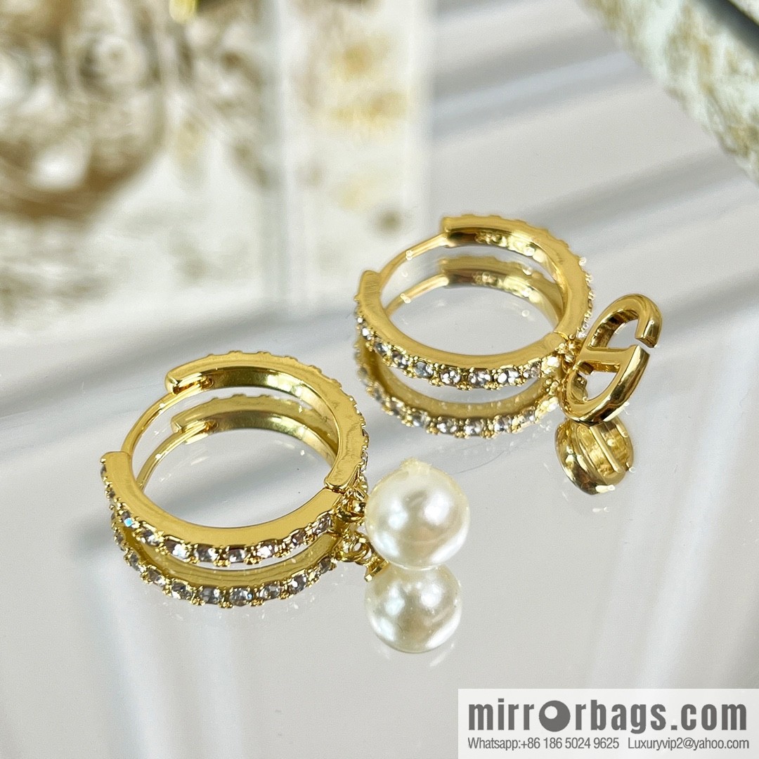 New ☑️ Dior CD pearl stud earrings