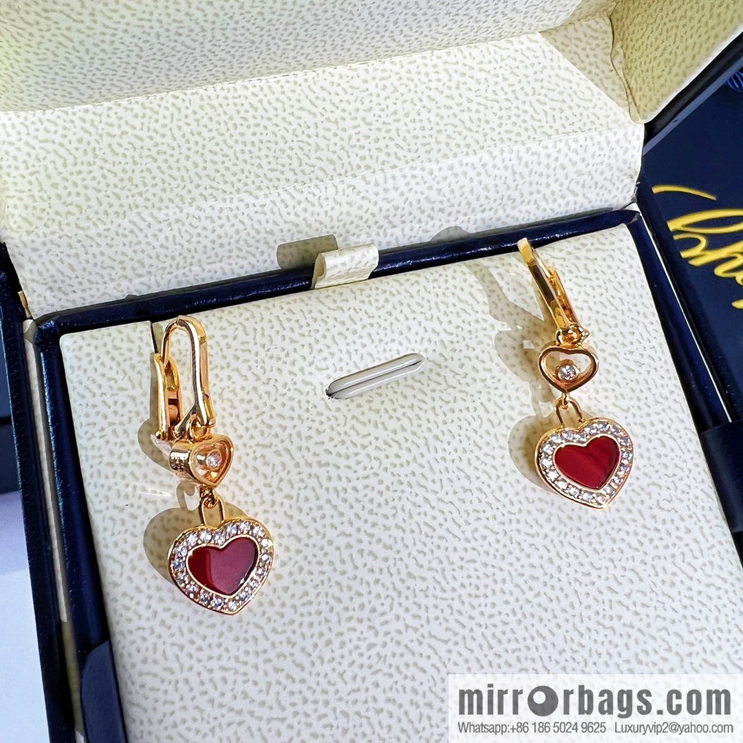 Chopard HAPPY DIAMONDS ICONS love stud earrings