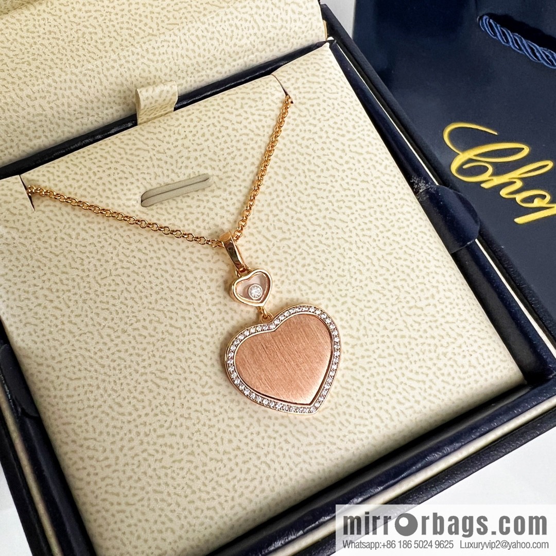 Chopard HAPPY HEARTS love necklace