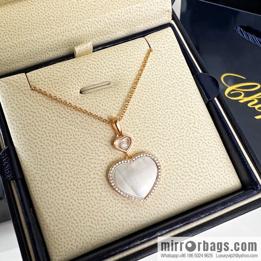 Chopard HAPPY HEARTS love necklace