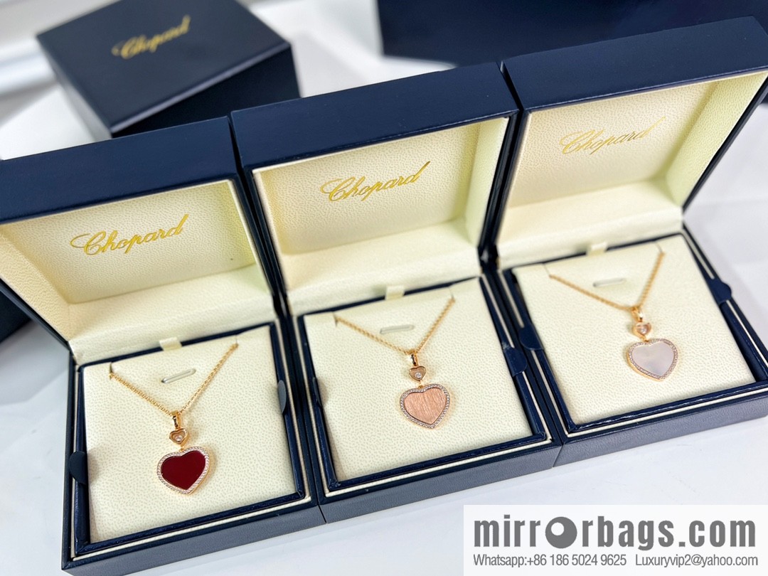 Chopard HAPPY HEARTS love necklace