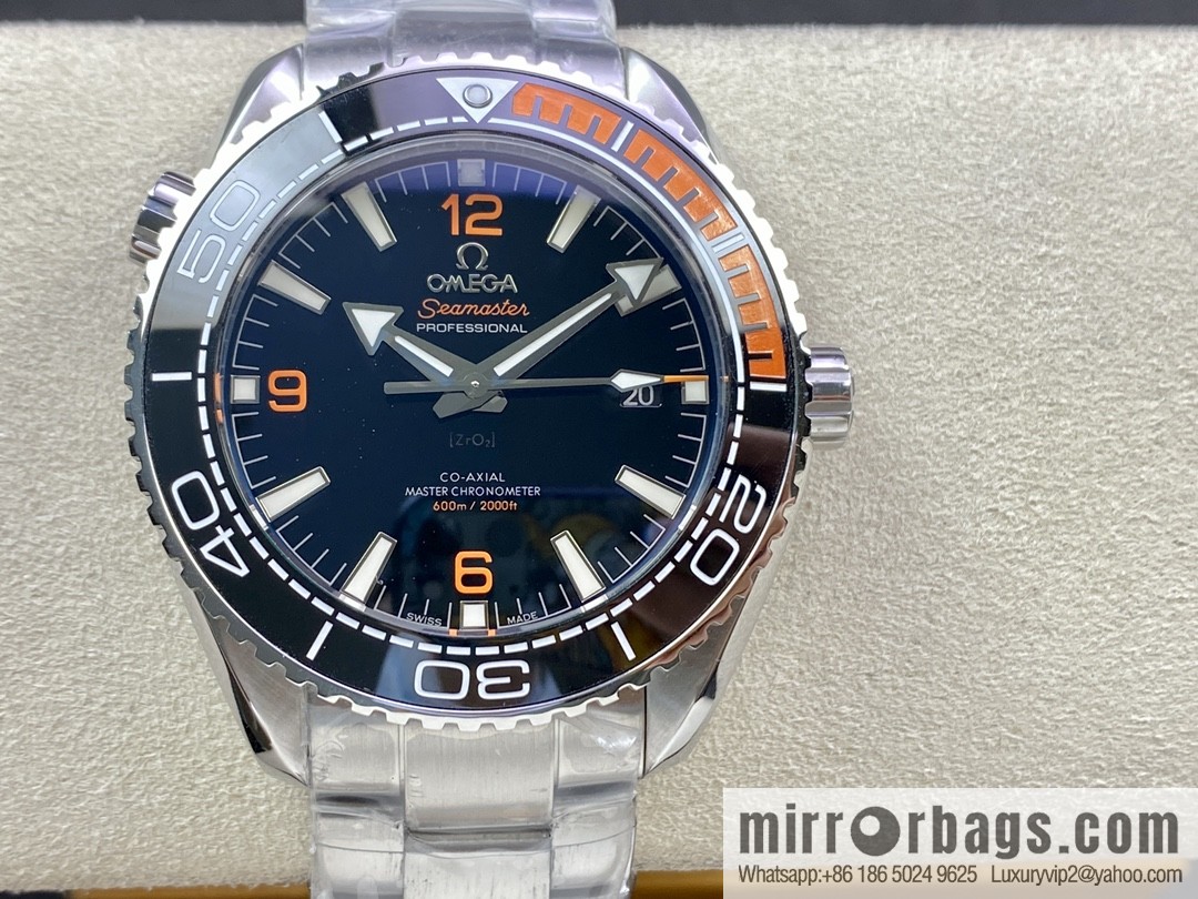 BBt boutique, Omega, Ocean Cosmos timepiece Seamaster 600 meters series 8900 movement automatic mechanical men's watch